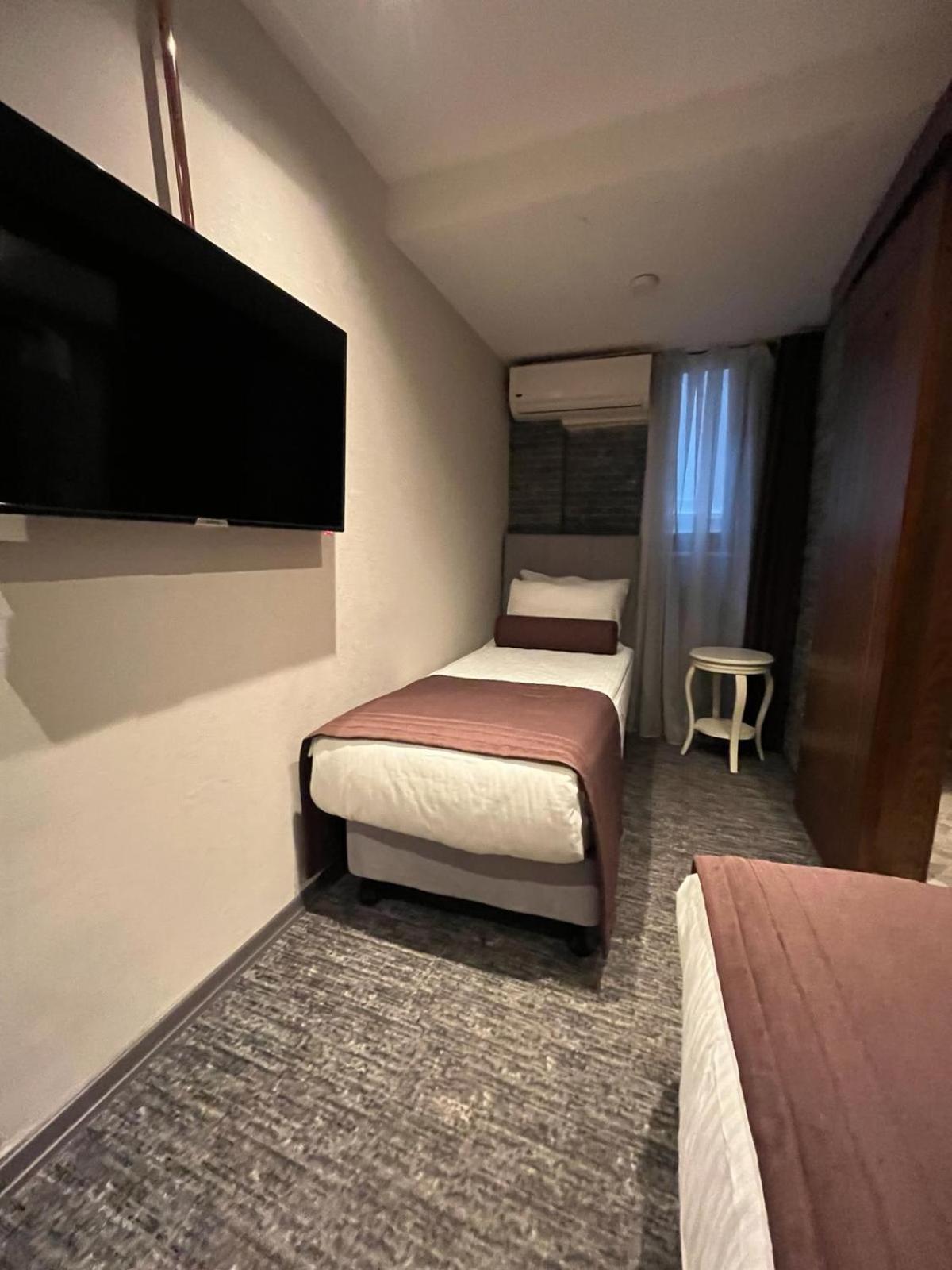 Kavi Seaside Hotel Istanbul Exterior photo